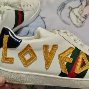Gucci loves women's sneakers